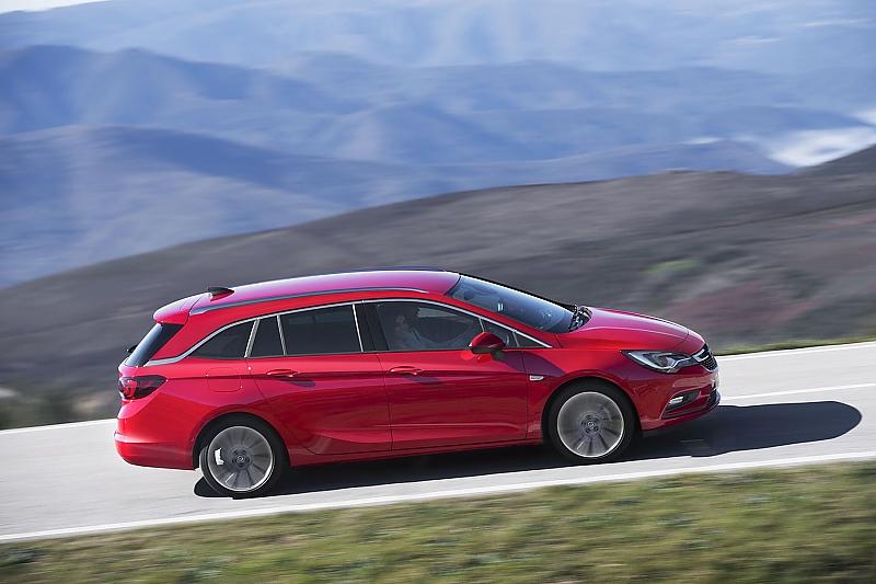 Opel Astra Sports Tourer steht ab 9. April beim Händler
