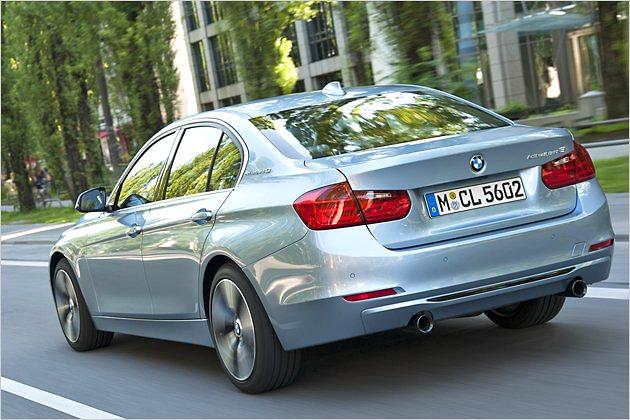 Der Reihensechszylinder leistet 306 PS, das alleine würde schon für sportliche Fahrleistungen reichen