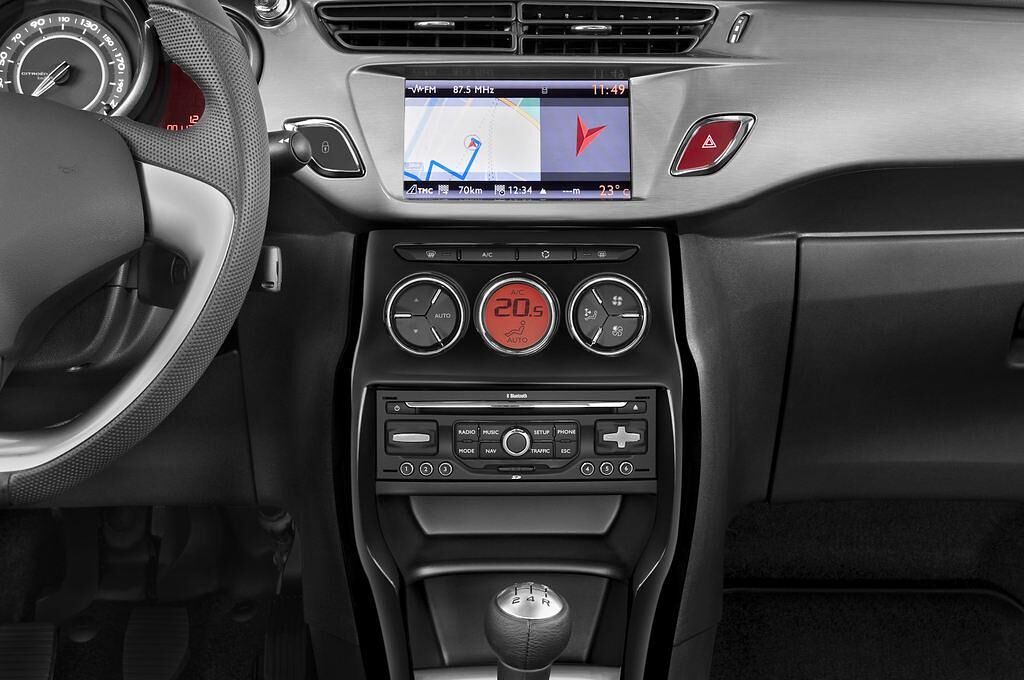 Citroen C3 (Baujahr 2010) Exclusive 5 Türen Mittelkonsole