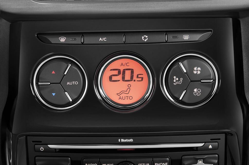Citroen C3 (Baujahr 2010) Exclusive 5 Türen Temperatur und Klimaanlage