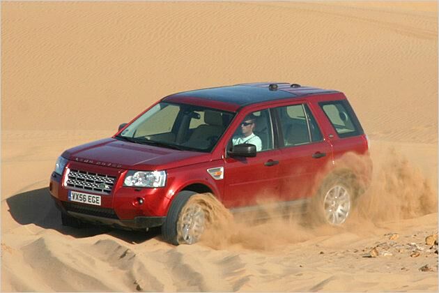 Sand? Kein Problem, der Freelander wühlt sich überall durch