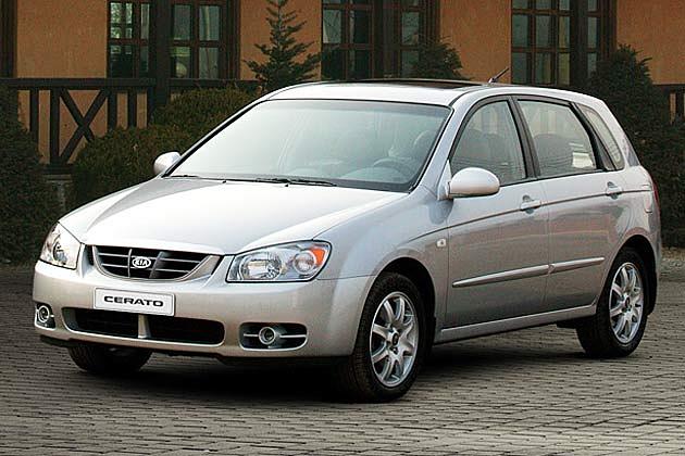 Zum Vergleich: Der demnächst abgelöste Kia Cerato