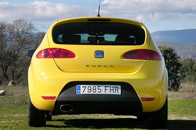 Anders als der León FR besitzt der Cupra ein dickes, ovales Endrohr
