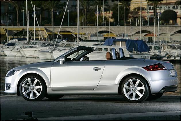 Klassischer Roadster: Die Linie nach hinten wird kaum gestört