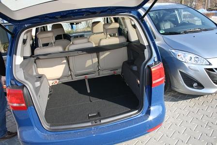 Vergleich Mazda 5 vs. VW Touran