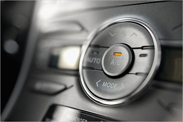 Kompakt: Die Bedieneinheit für die Klimaautomatik