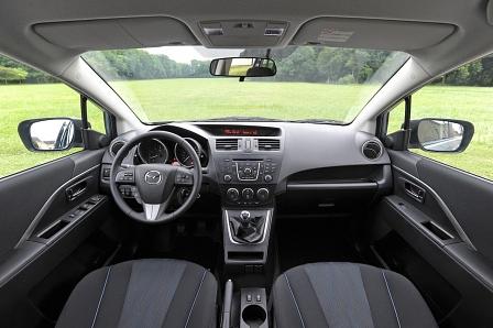 Vergleich Mazda 5 vs. VW Touran
