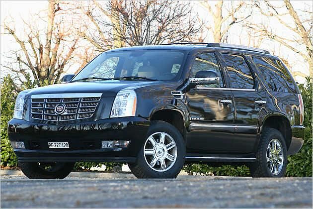 Think big! Der Cadillac Escalade ist ein imposanter Riese