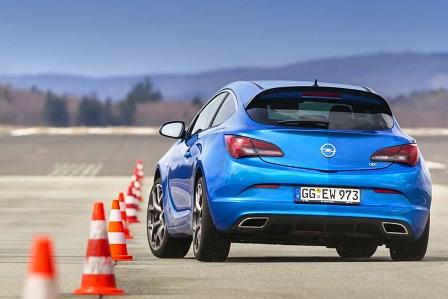 Opel Astra OPC