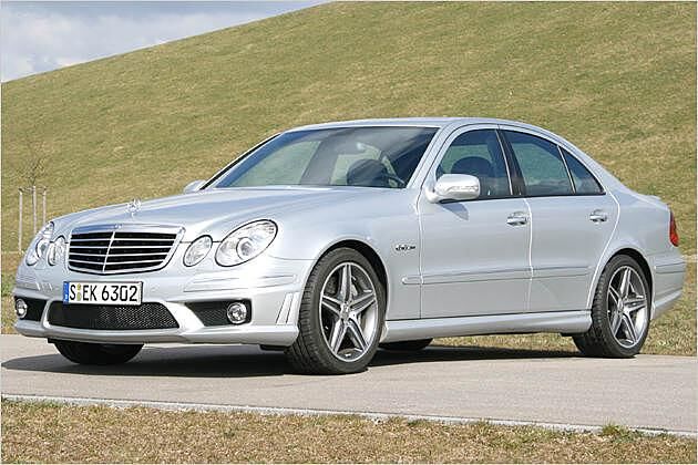 Schwabenpfeil mit Sportlergenen: Der Mercedes E63 AMG