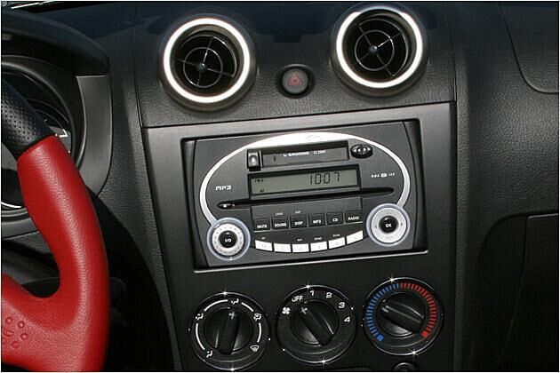 Das MP3-fähige CD-Radio ist serienmäßig an Bord