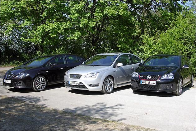 Seat Leon Cupra, Ford Focus ST und VW Golf GTI Edition 30 (von links)