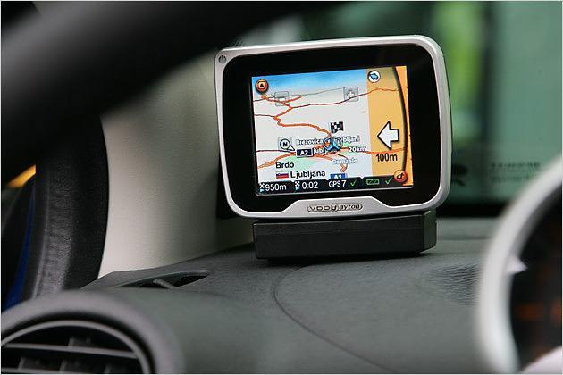 Ein mobiles Navi von VDO Dayton gibt es optional