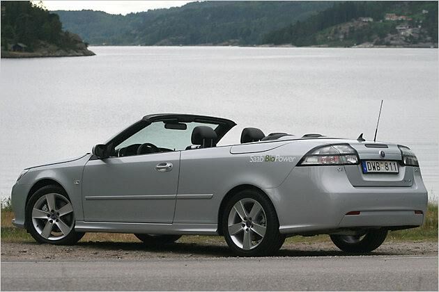 Wo Bio draufsteht, ist auch Bio drin: Der Saab läuft mit Bioethanol E85