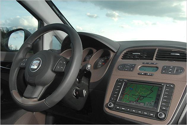Cockpit in neuem Bicolor-Look