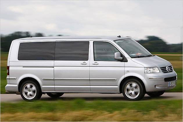 Maximal wird der VW Multivan Business 2.5 TDI 188 km/h schnell