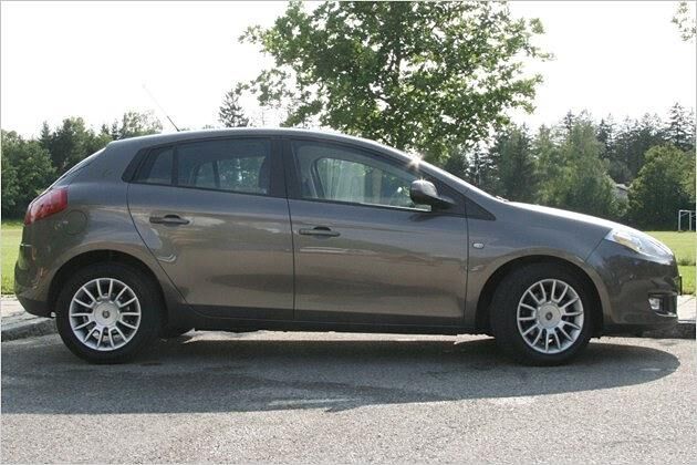 Fiat Bravo: 4,34 Meter sind schon eine sehr ordentliche Länge für ein Golfklasse-Auto