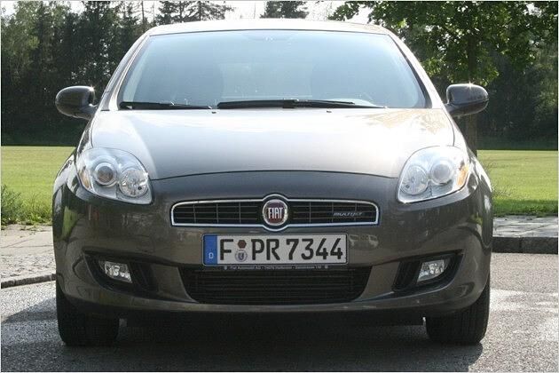 Fiat Bravo: Der kompakte Italiener wirkt von vorn eher gemütlich als sportlich