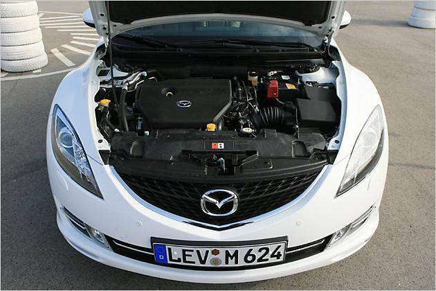 Die Einstiegsmotorisierung beherbergt 1,8 Liter Hubraum