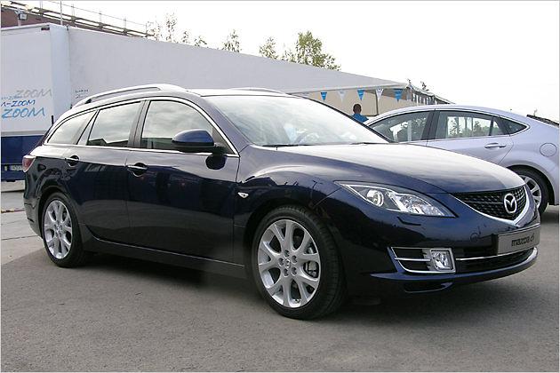 Die Front ist bei allen Karosserie-Varianten des Mazda 6 gleich