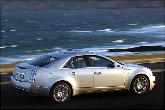 Der CTS 3.6 V6 wird bei 250 km/h abgeregelt