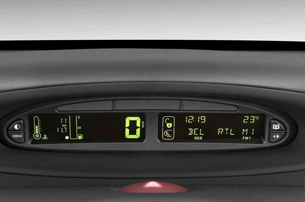Citroen Xsara Picasso (Baujahr 2009) SX 5 Türen Tacho und Fahrerinstrumente