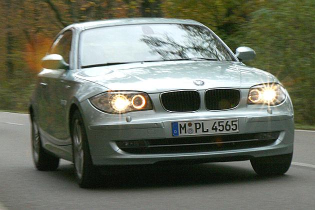 Bi-Xenon-Licht kostet 820 Euro Aufpreis. Adaptives Kurvenlicht kostet weitere 410 Euro