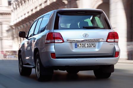 Toyota Land Cruiser V8