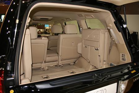 Toyota Land Cruiser V8