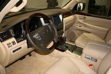 Toyota Land Cruiser V8