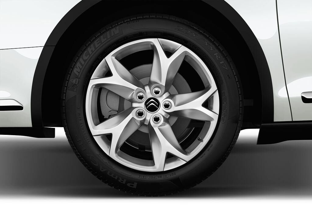 Citroen C5 Tourer (Baujahr 2016) XTR 5 Türen Reifen und Felge