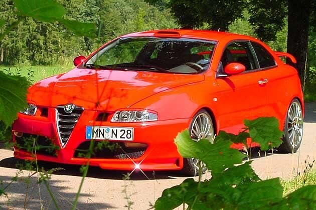 Knackig verpackt und feurig rot: Das kann nur der Novitec GT X-Supero sein