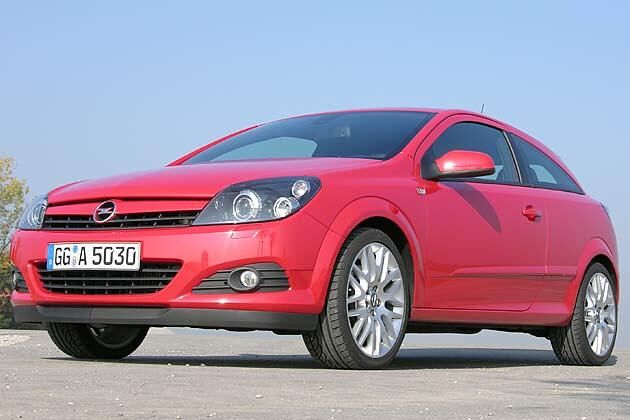 Opel Astra GTC Turbo: Heißes Coupé mit 200 PS