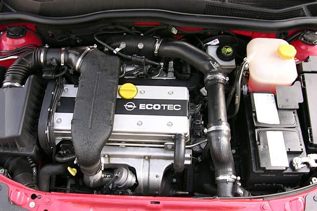 Der Vierzylindermotor wird von einem Turbo beatmet