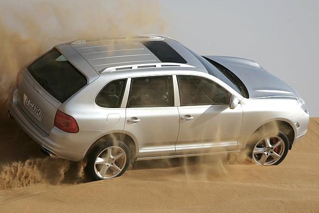 Der Turbo S hat mit 720 Newtonmetern genug Drehmoment für feinen Sand