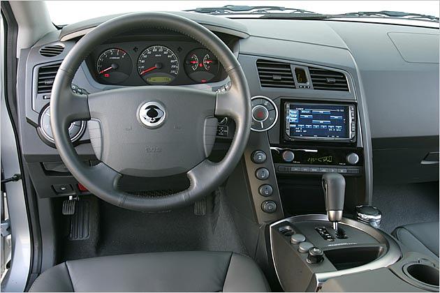 Auch im Innenraum betont SsangYong eigenständiges Design