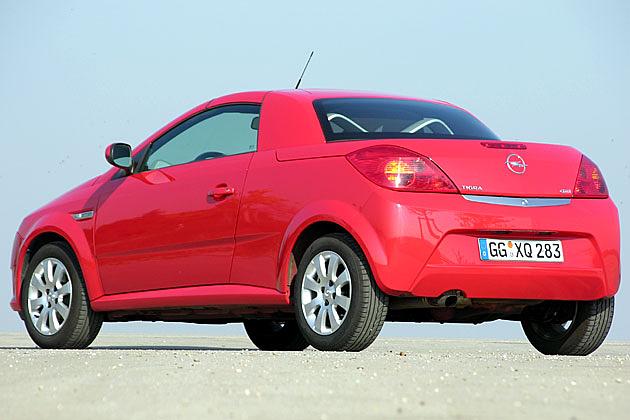 Ab 18.105 Euro ist der Diesel-Tigra zu haben