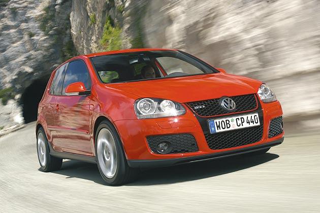 Der GTI mit seinen 200 PS kommt deutlich auffälliger daher