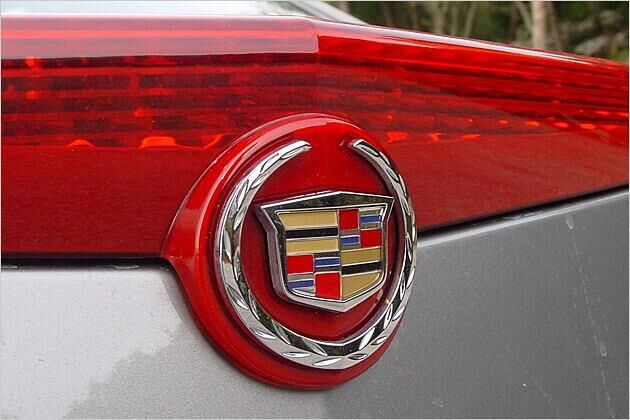 Das Cadillac-Zeichen ist in Europa noch nicht sehr oft zu finden