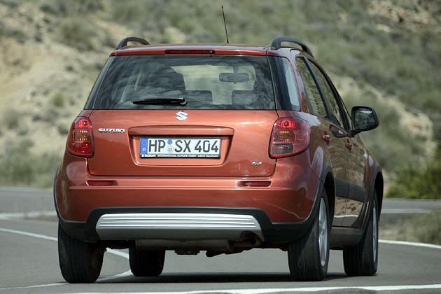 Auf der Straße kann der Fahrer des Allradlers auf reinen Frontantrieb umstellen