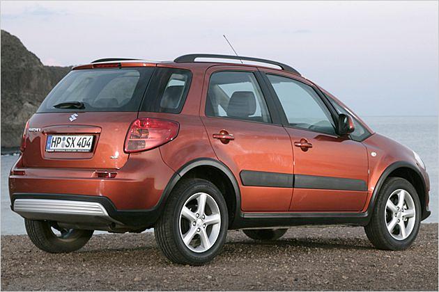 Der SX4 steht im Suzuki-Modellprogramm zwischen Ignis und Grand Vitara