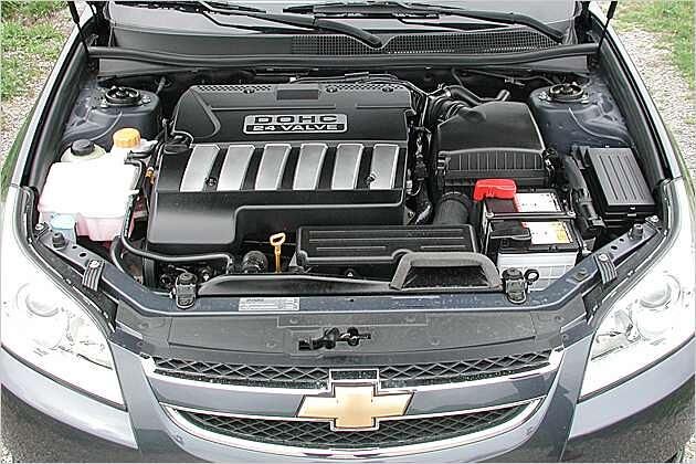 Quer eingebauter Sechszylindermotor