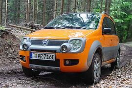 Fiat Panda 4x4 Cross im Test: Nobel ausgerüsteter kleiner Kraxelbär