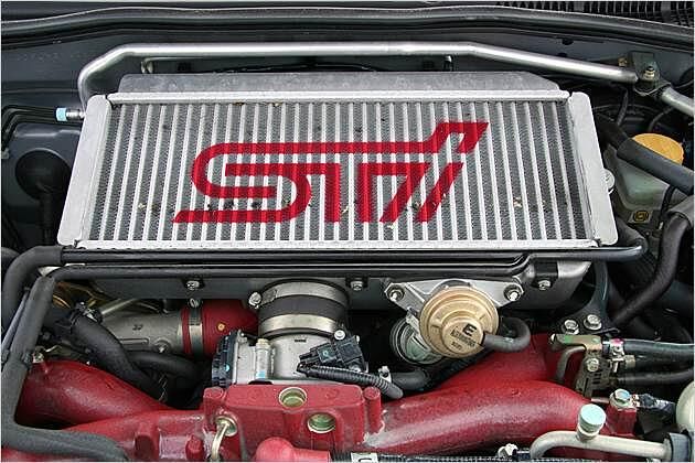 Unter der Hutze gehts weiter durchs STI-Gitter