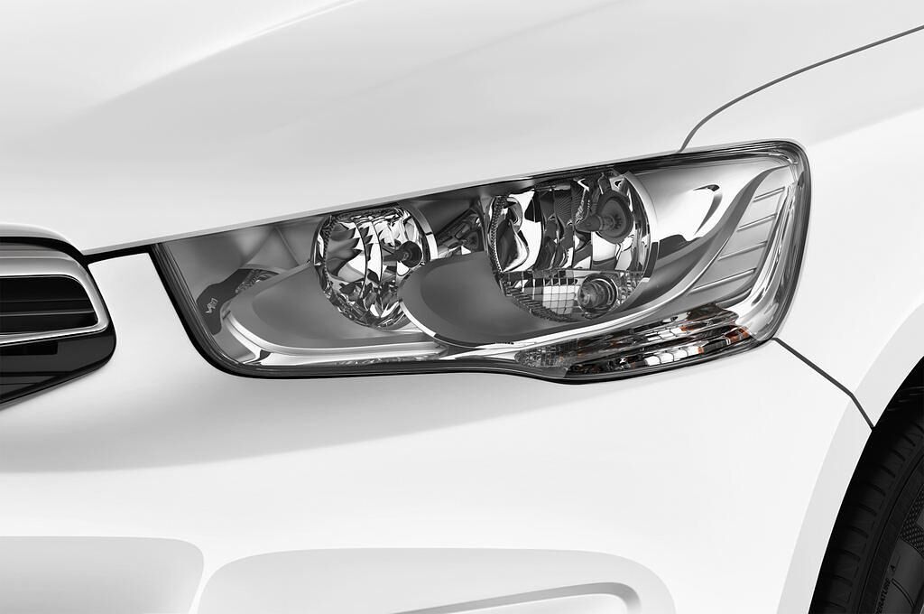 Citroen C-Elysee (Baujahr 2016) Selection 4 Türen Scheinwerfer