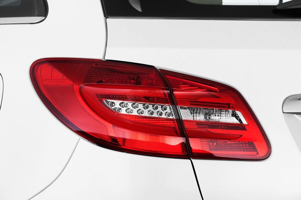 Mercedes B-Class (Baujahr 2015) Electric Drive 5 Türen Rücklicht