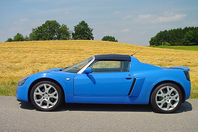 Der Speedster Turbo ist 112 Zentimeter hoch - 12 Zentimeter niedriger als ein Ferrari 360 Spider