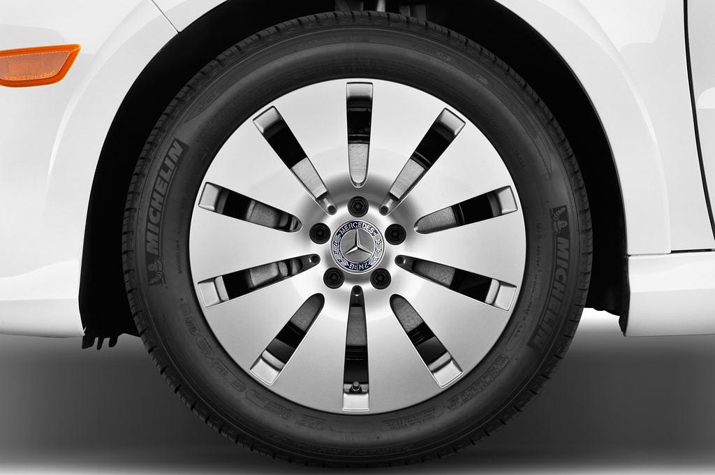 Mercedes B-Class (Baujahr 2015) Electric Drive 5 Türen Reifen und Felge