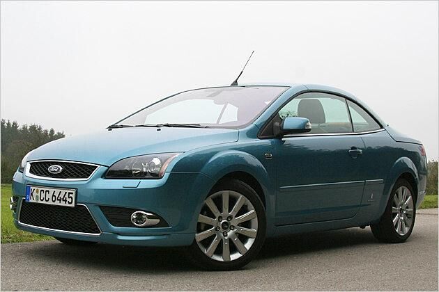 Das Coupé-Cabrio ist ab 22.975 Euro zu haben