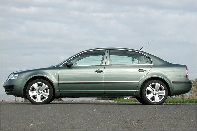 Der Skoda ist eine Limousine mit klassischen Formen